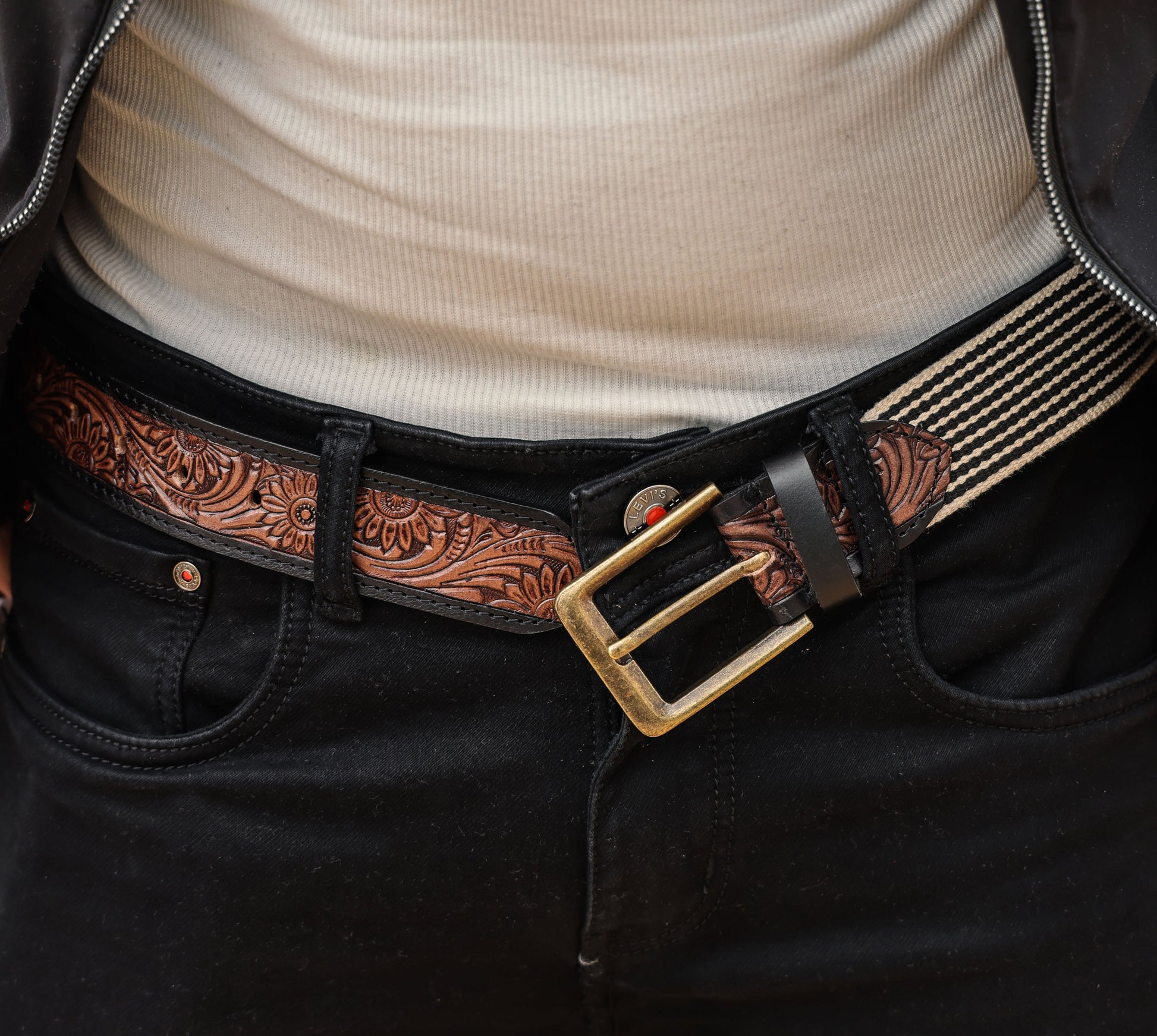 Artisan Elegance: Leather Hand-Tooled and Webbing Belt – A Perfect Blend of Tradition and Modern Style. - CELTICINDIA