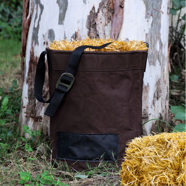 Premium Horse Feeder Bag | Durable, Comfortable, and Easy to Use.(Art-HB-02)