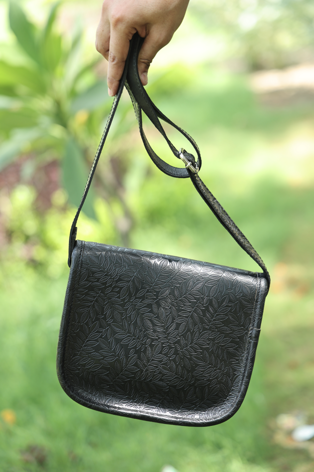 Anam Exim New Embossing Premium Leather Bag ARTICLE:-BG-1363