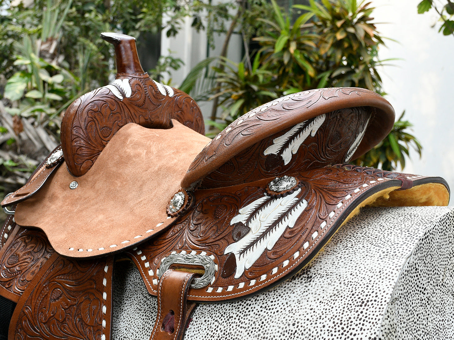 Premium Handmade Harness and Suede Leather Saddle – Durable, Comfortable, and Stylish. ( Art-WSD-02 )