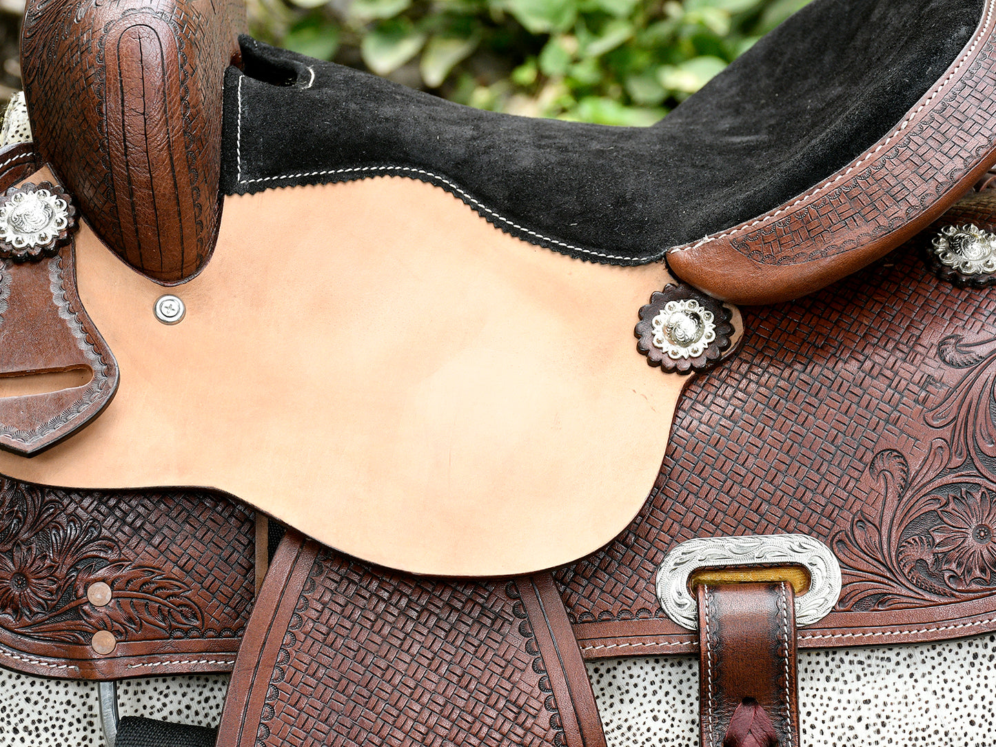 Anam Exim New Premium Handmade Leather Western Saddle – Elegant Design and Lasting Comfort. ( Art-WSD-04 )