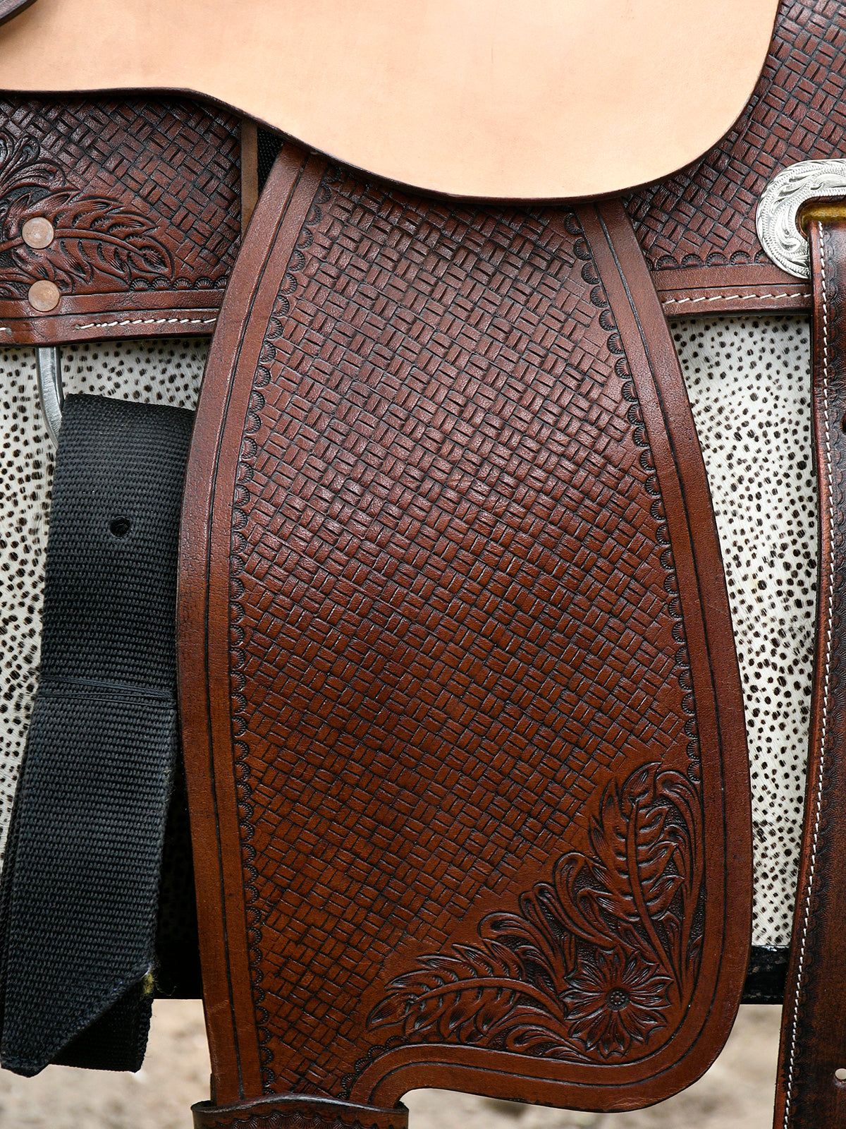 Anam Exim New Premium Handmade Leather Western Saddle – Elegant Design and Lasting Comfort. ( Art-WSD-04 )