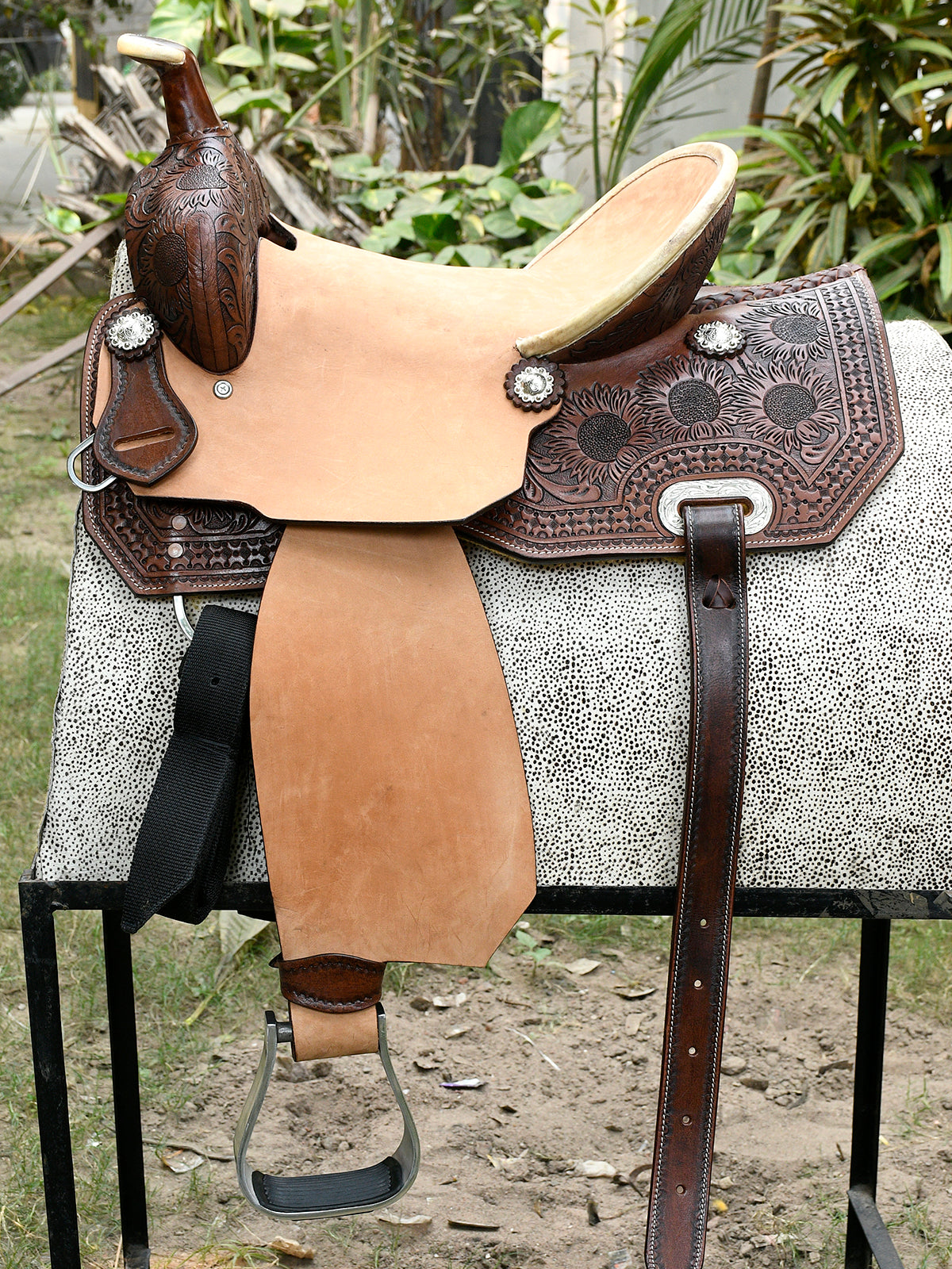 Premium Handmade Natural Harness Leather Western Saddle – Durable, Stylish, and Comfortable.(Art-WSD-05)