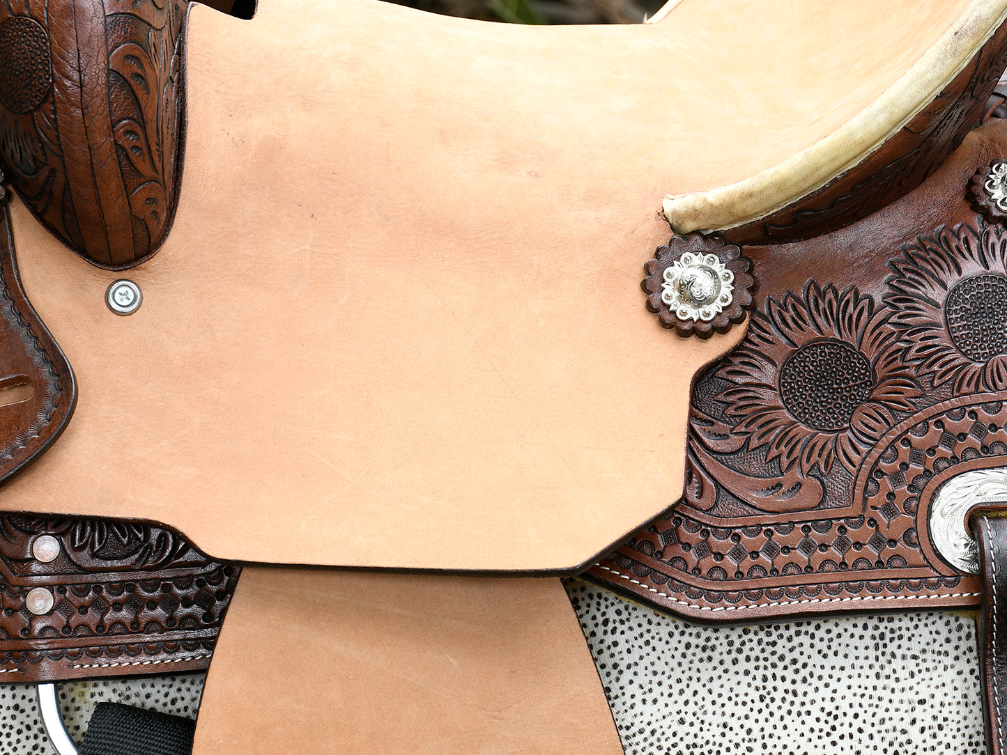 Premium Handmade Natural Harness Leather Western Saddle – Durable, Stylish, and Comfortable.(Art-WSD-05)