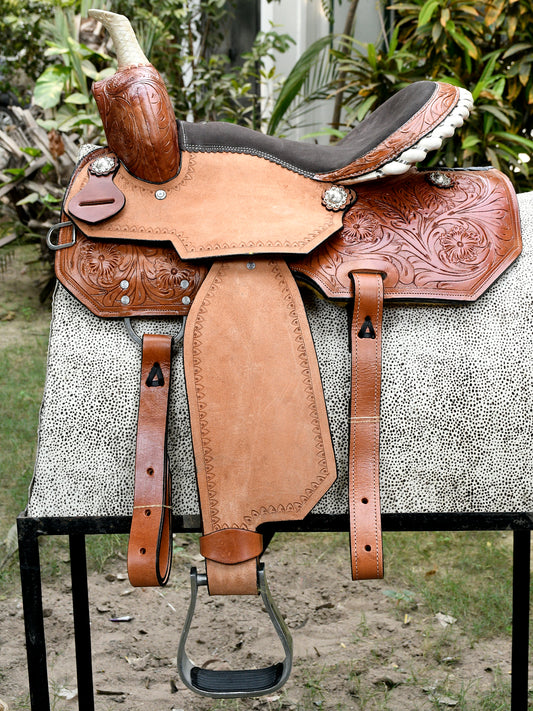 Handmade Designer Saddle in Premium Leather & Suede – Luxury, Comfort, and Durability. (Art-WSD-01 )